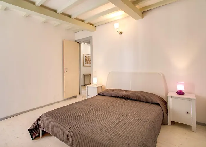 Three Bedroom Campo Dei Fiori Rome