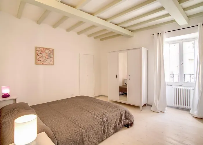 Three Bedroom Campo Dei Fiori
