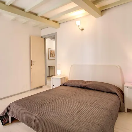 Three Bedroom Campo Dei Fiori Roma